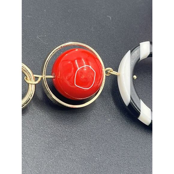 Betsey Johnson Modern Red Pink Mixed Heart & Bead Shapes Statement Necklace - Picture 13 of 16